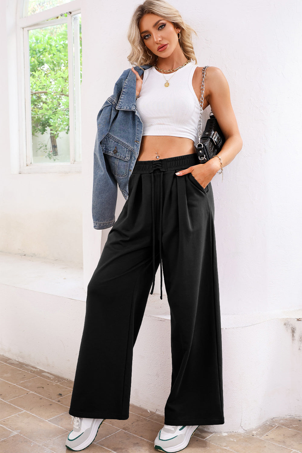 Solid High-Waist Pleated Sweatpants - Black - front view Women's chic casual lounge pants