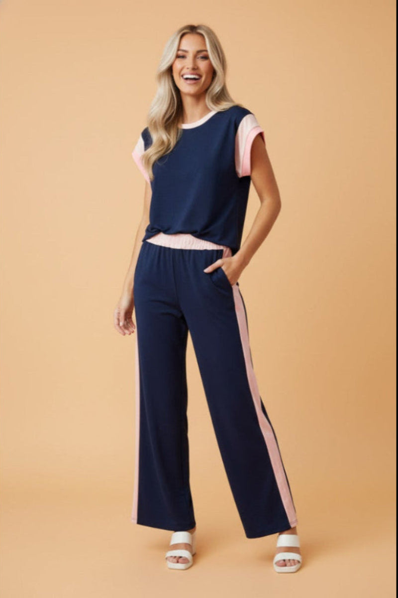 Colorblock Short Sleeve Top & Wide-Leg Pants Set - Navy Blue - Women's Two-Piece Statement Set